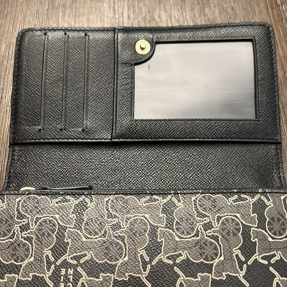 EUC CELINE WALLET BROWN & BLACK W/ HORSE & CARRIAGE - Picture 5 of 13